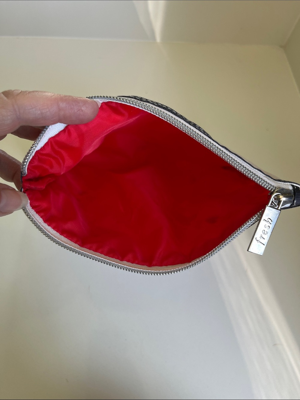 Canvas Heart Print Zipper Pouch - White with Red, Blue & Black Hearts - Picture 3 of 3